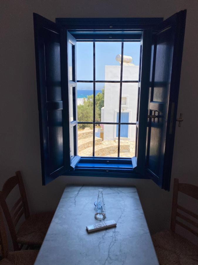 Iliopetra Studios Chrisi Akti  Exteriör bild