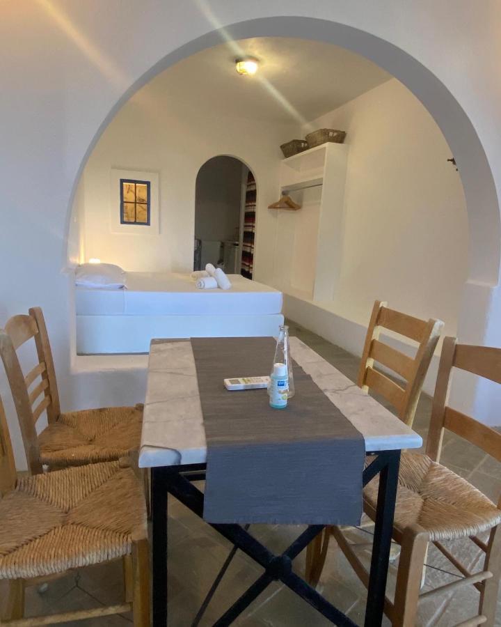 Iliopetra Studios Chrisi Akti  Exteriör bild