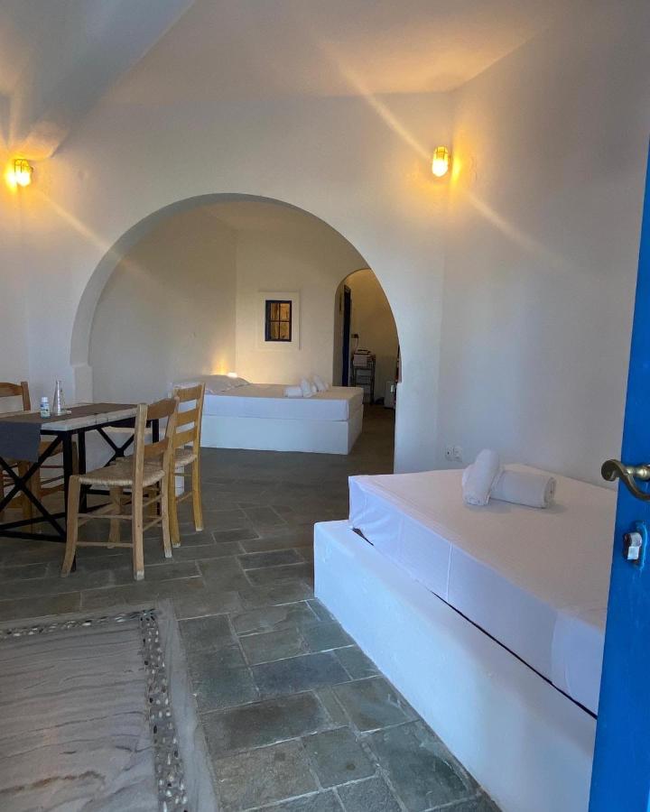 Iliopetra Studios Chrisi Akti  Exteriör bild