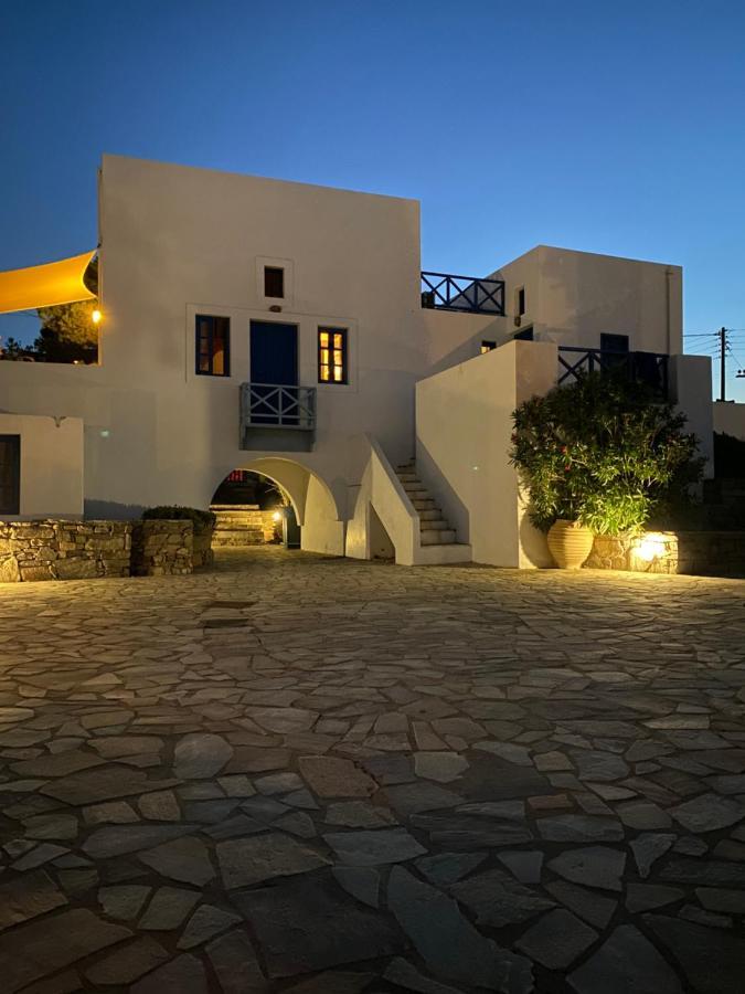 Iliopetra Studios Chrisi Akti  Exteriör bild