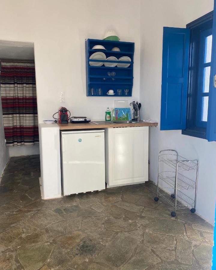 Iliopetra Studios Chrisi Akti  Exteriör bild