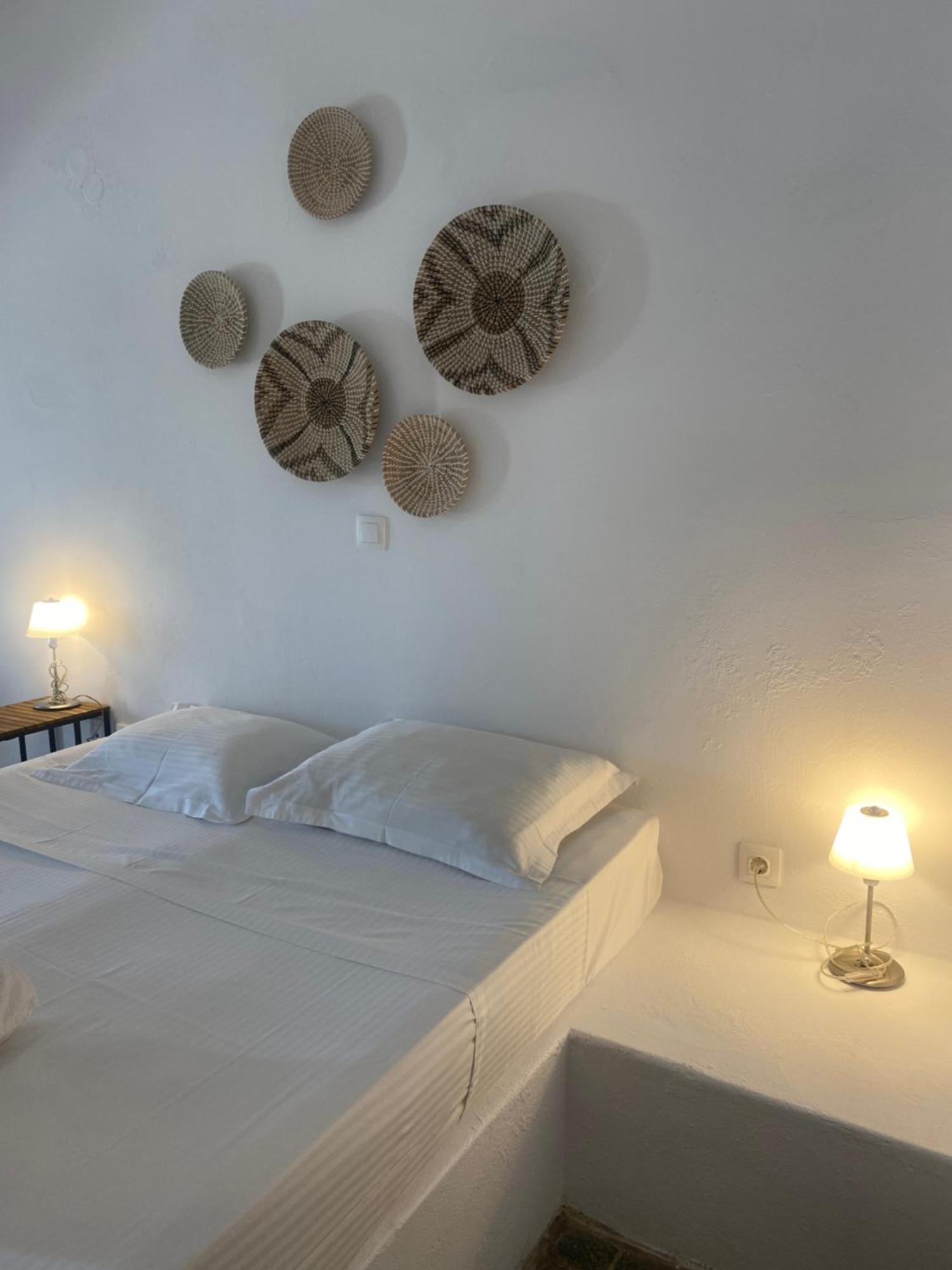Iliopetra Studios Chrisi Akti  Exteriör bild