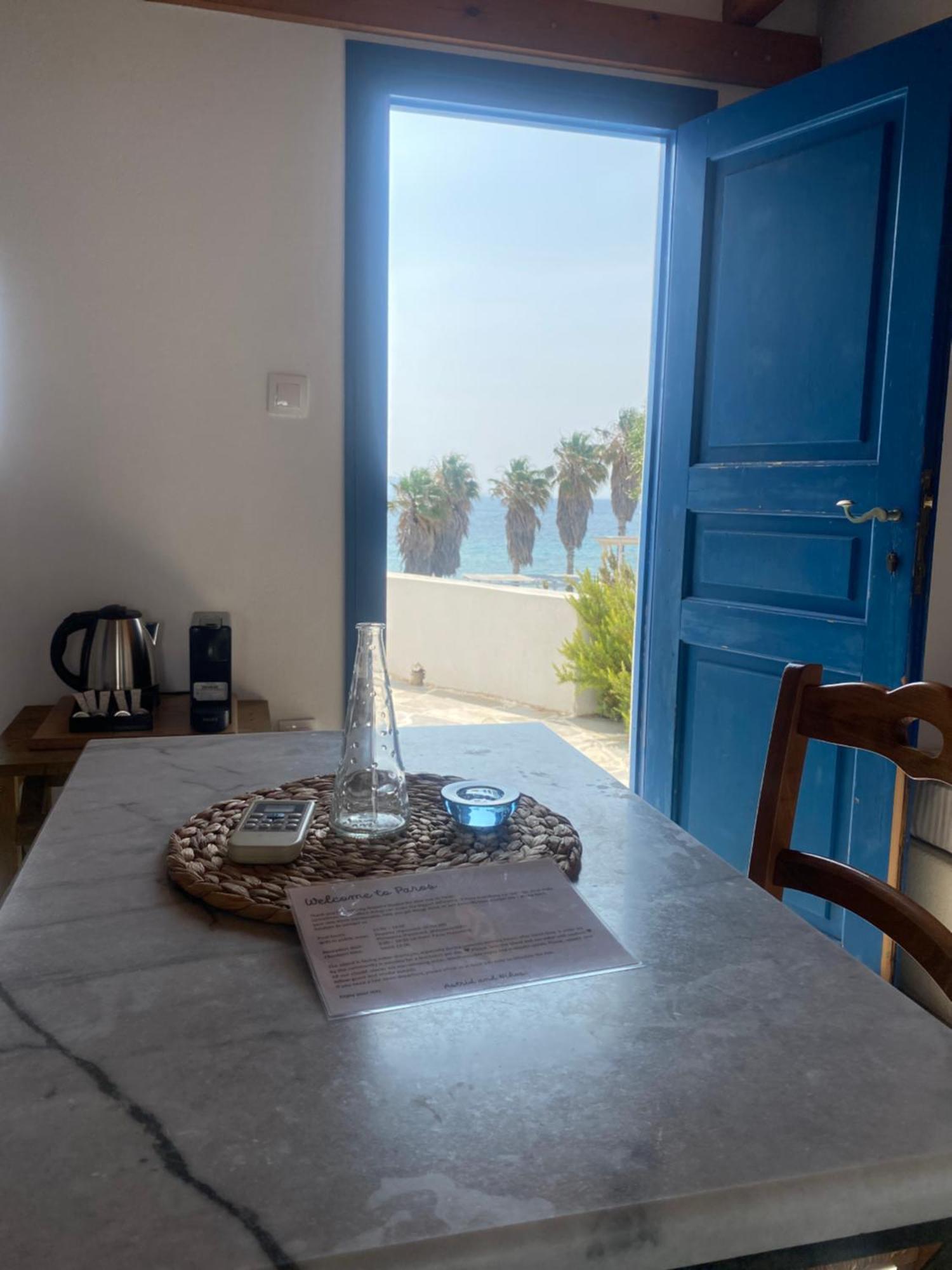 Iliopetra Studios Chrisi Akti  Exteriör bild